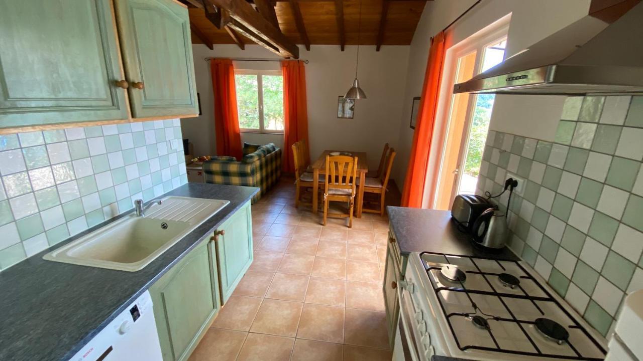 Les Hauts Du Coustalier Doissat Exterior foto